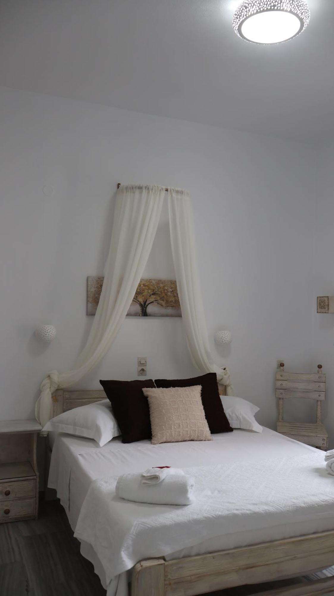 Pension Sofia ปาริเกีย ภายนอก รูปภาพ