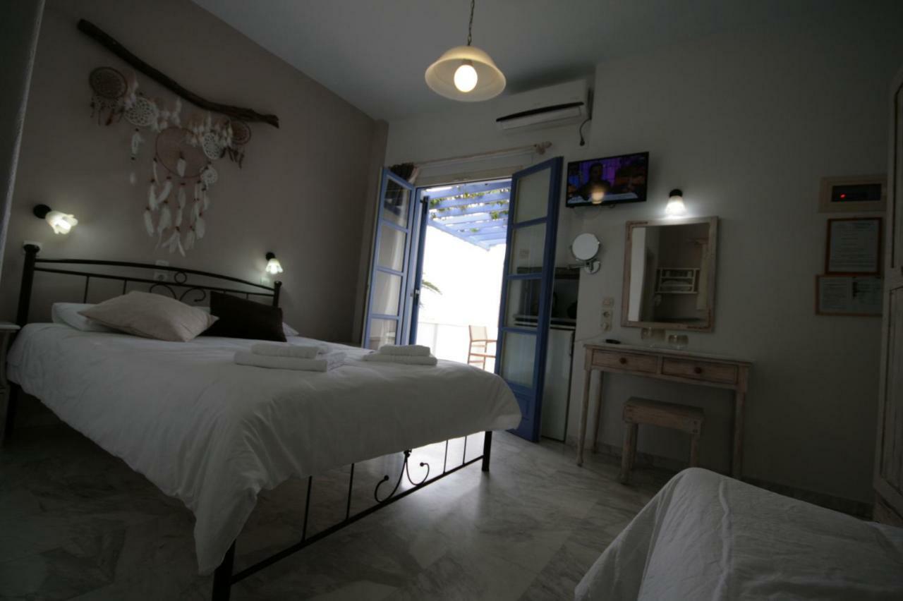 Pension Sofia ปาริเกีย ภายนอก รูปภาพ