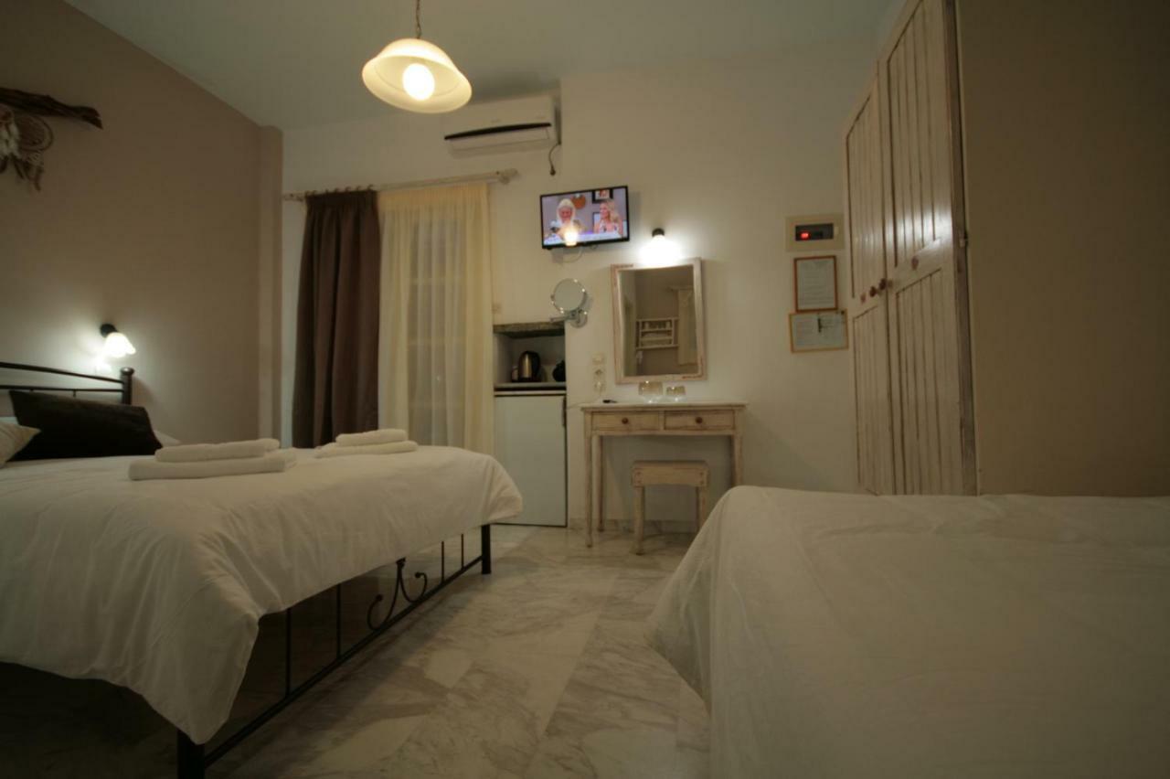Pension Sofia ปาริเกีย ภายนอก รูปภาพ