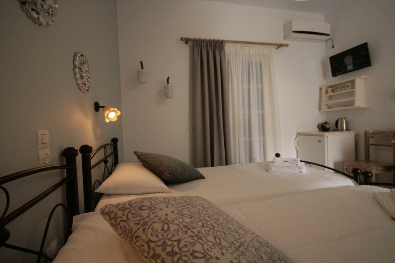 Pension Sofia ปาริเกีย ภายนอก รูปภาพ